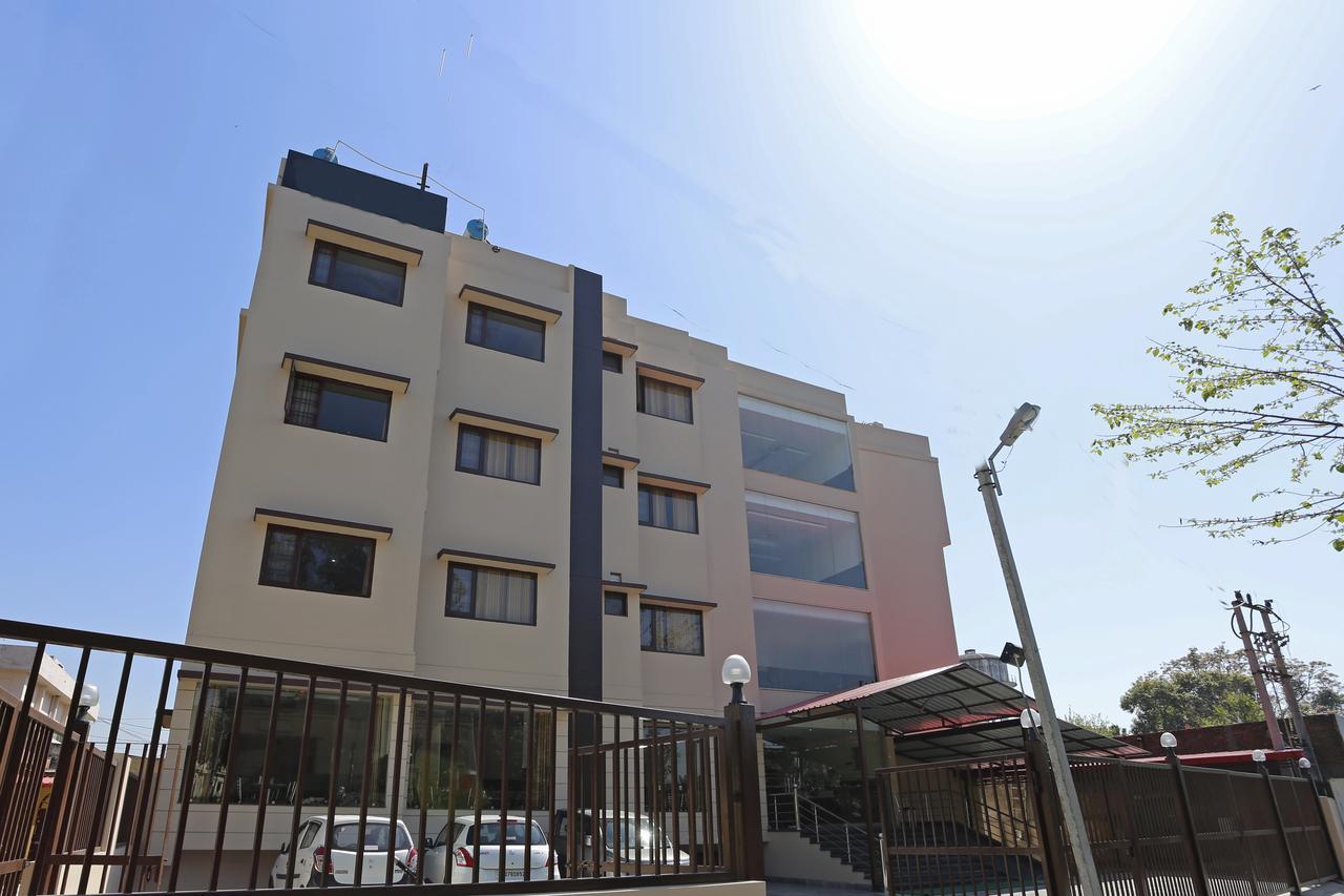 Hotel Vishnu Inn Dehradun Exterior foto
